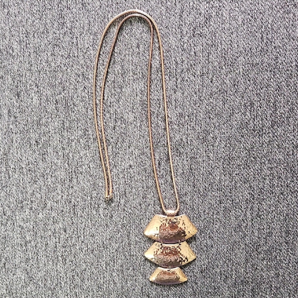 The Limited Rose Gold Pendant Necklace